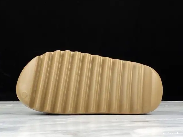 Earth Brown Yeezy FV8425 Slide Adidas 0510